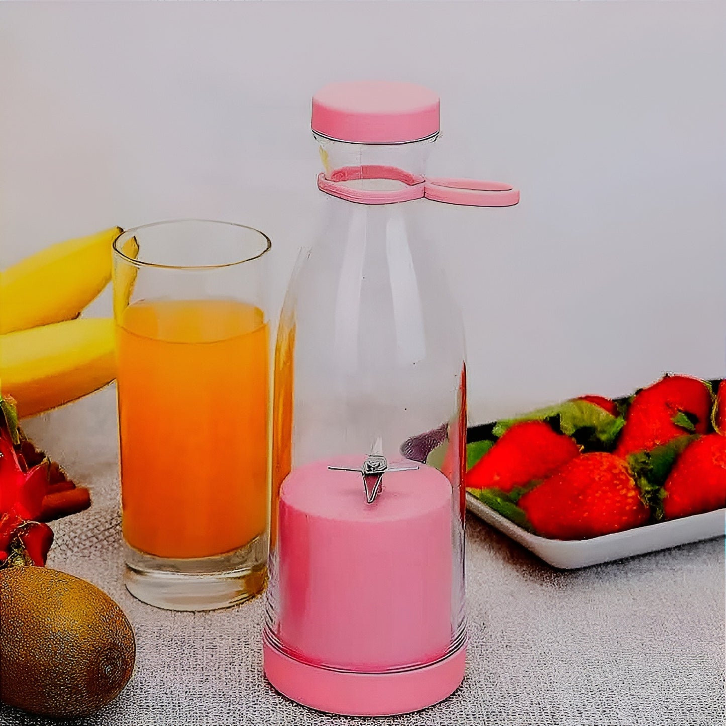 Portable 6 Blades Mini Bottle Juicer, USB Rechargeable Smoothie Blender